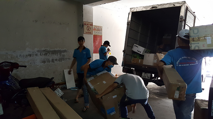 Dịch vụ thue xe tải chuyển đồ - chở hàng tại TPHCM 