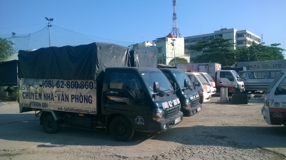 Mẫu xe  taxi tải chuyển nhà quận 1 TPHCM - công ty Thành Phương