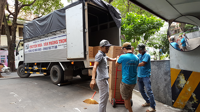 Dịch vụ chuyển nhà trọn gói giá rẻ TPHCM tại Thành Phượng