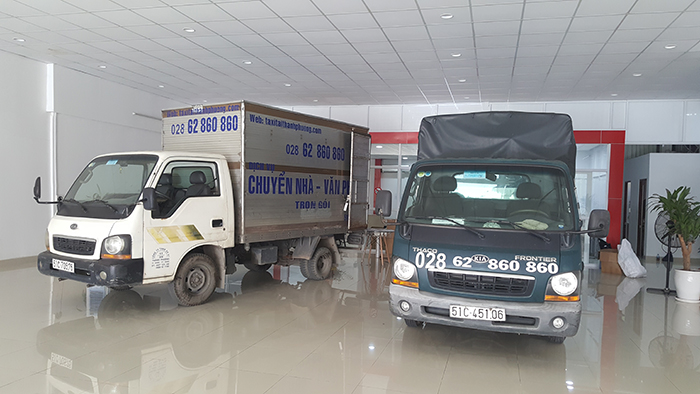 Xe tải phục vụ dịch vụ chuyển văn phòng trọn gói tại TPHCM - chất lượng tại Thành Phương