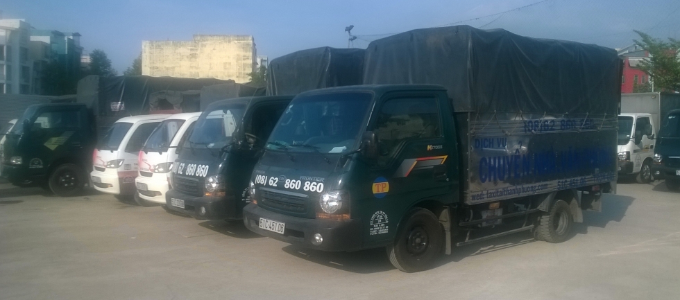 Hệ thống xe taxi tải phục vụ dịch vụ cho thuê xe tải chở hàng TPHCM giá rẻ tại Thành Phương. 