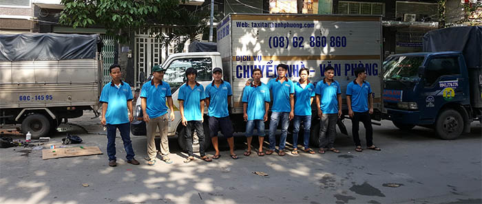 Đội ngũ nhân viên dịch vụ thuê xe taxi tải giá rẻ TPHCM - Công ty Thành Phương