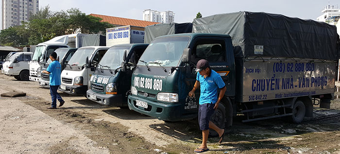 Xe taxi tải dịch vụ chuyển nhà quận 10 TPHCM tại công ty Thành Phương