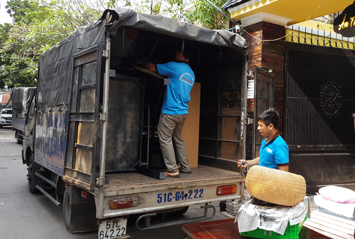 Xe tải cung cấp dịch vụ chuyển nhà trọn gói quận 5 TPHCM